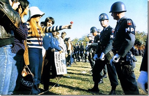 הפגנה בשנות השישים. מקור: ויקיפדיה
